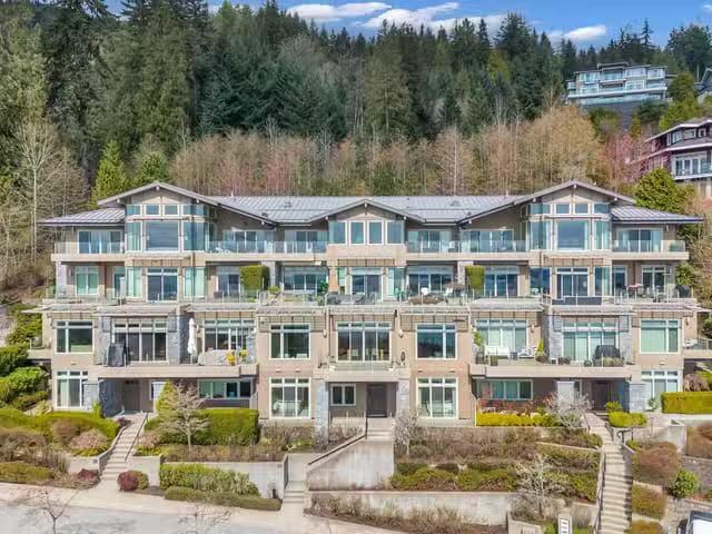 Townhouse for sale in West Vancouver, West Vancouver, 102 2575.