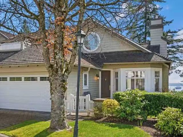 Townhouse for sale in West Vancouver, West Vancouver, 4 5110 A.