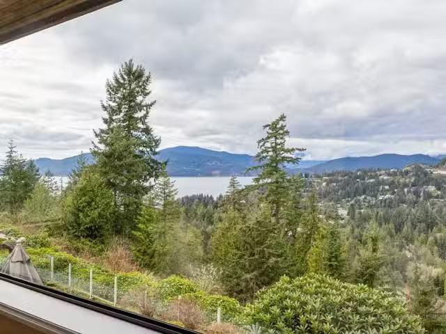 Townhouse for sale in West Vancouver, West Vancouver, 5180 Mea.