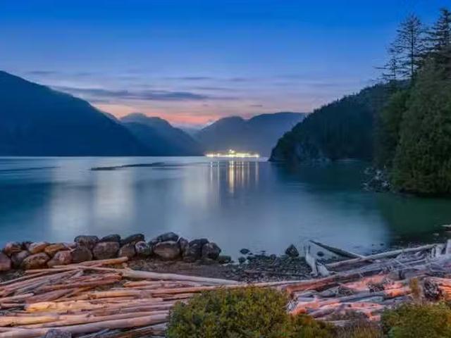 Townhouse for sale in West Vancouver, West Vancouver, 6 Beach.