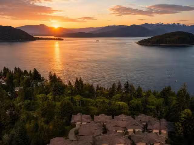 Townhouse for sale in West Vancouver, West Vancouver, 8725 Sea.
