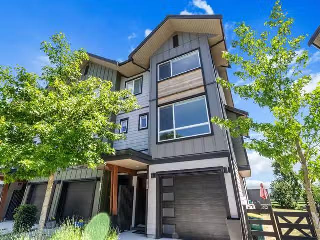 Townhouse for sale in Tsawwassen, Tsawwassen, 39 4292 Wolf Way.