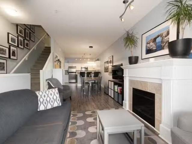 Townhouse for sale in Vancouver Heights, Burnaby, Burnaby Nort.