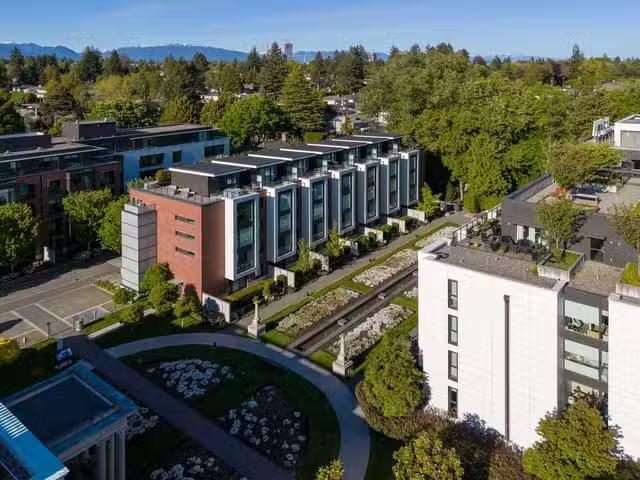 Townhouse for sale in Vancouver, Vancouver West, 1512 Atlas La.