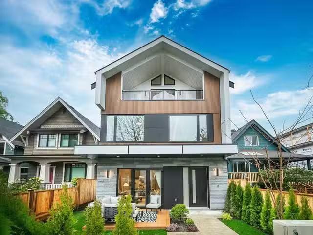 Townhouse for sale in Vancouver, Vancouver West, 1 4023 W 18th.