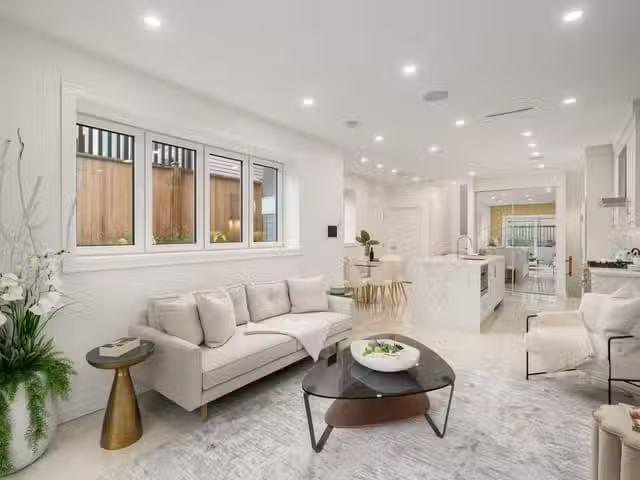 Townhouse for sale in Vancouver, Vancouver West, 2523 W 8th Av.