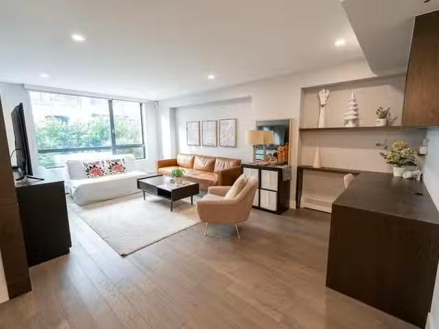 Townhouse for sale in Vancouver, Vancouver West, 201 289 Drake.