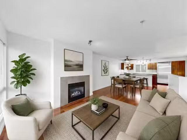 Townhouse for sale in Vancouver, Vancouver West, 210 670 W 6th.
