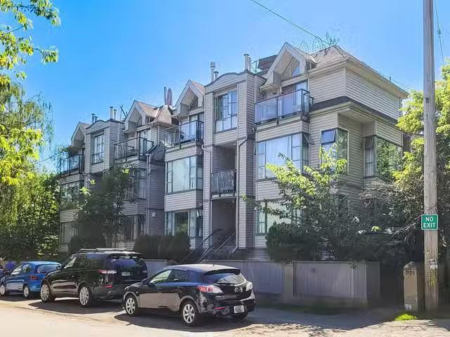 Townhouse for sale in Vancouver, Vancouver West, 3167 Laurel S.