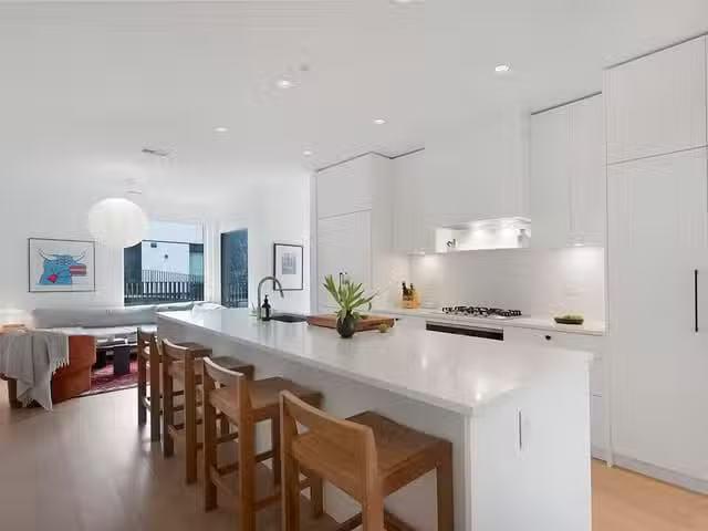 Townhouse for sale in Vancouver, Vancouver West, 48 W King Edw.