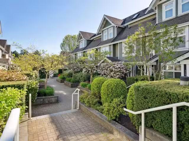 Townhouse for sale in Vancouver, Vancouver West, 7411 Columbia.