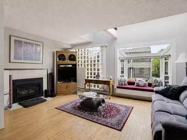 Townhouse for sale in Vancouver, Vancouver West, 7 2485 Cornwa.