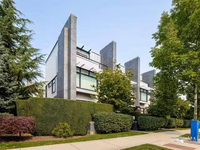 Townhouse for sale in Vancouver, Vancouver West, 979 W 46th Av.