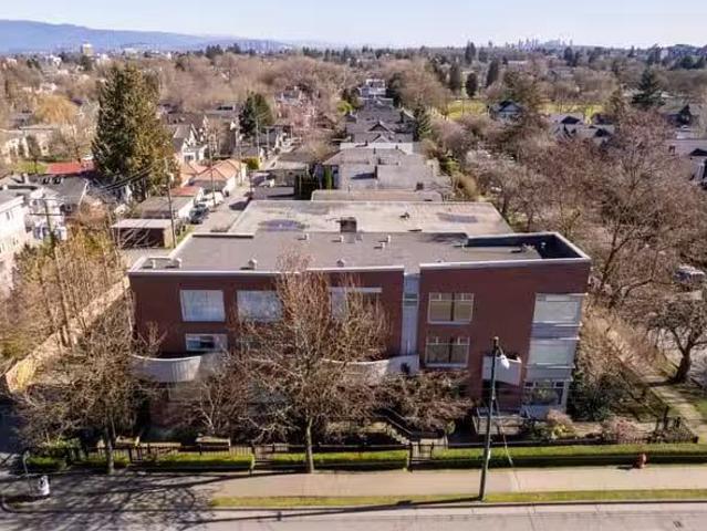 Townhouse for sale in Vancouver, Vancouver West, 999 W 20th Av.