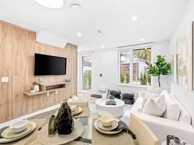 Townhouse for sale in Vancouver, Vancouver East, 153 2230 E 1s.
