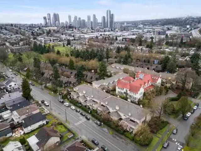 Townhouse for sale in Vancouver, Vancouver East, 15 3428 Adana.