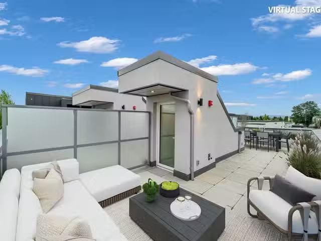 Townhouse for sale in Vancouver, Vancouver East, 1732 Templeto.