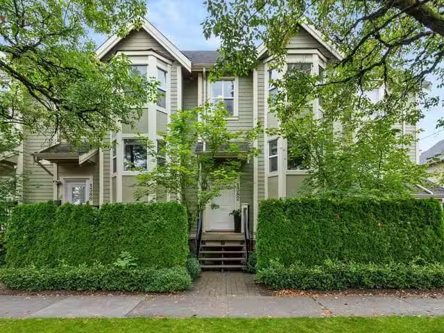 Townhouse for sale in Vancouver, Vancouver East, 1382 E 27th A.