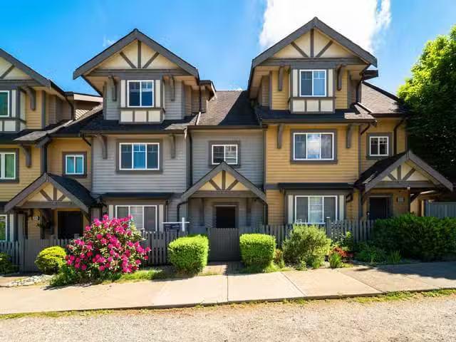 Townhouse for sale in Vancouver, Vancouver East, 2412 St. Cath.