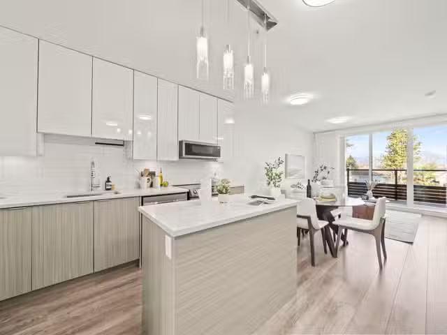 Townhouse for sale in Vancouver, Vancouver East, 2296 E 33rd A.