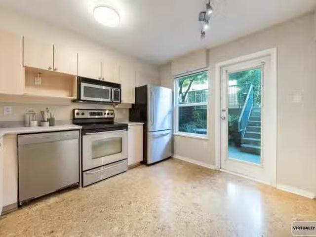 Townhouse for sale in Vancouver, Vancouver East, 229 E 11th Av.