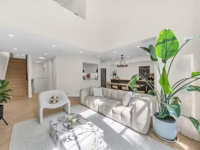 Townhouse for sale in Vancouver, Vancouver East, 3460 Amberly.