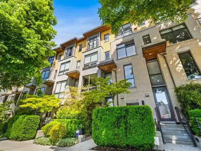 Townhouse for sale in Vancouver, Vancouver East, 3750 Commerci.