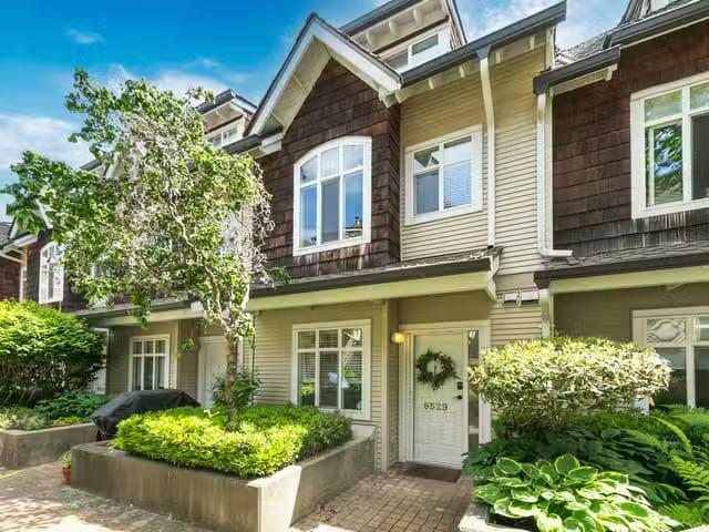 Townhouse for sale in Vancouver, Vancouver East, 8529 Jellicoe.