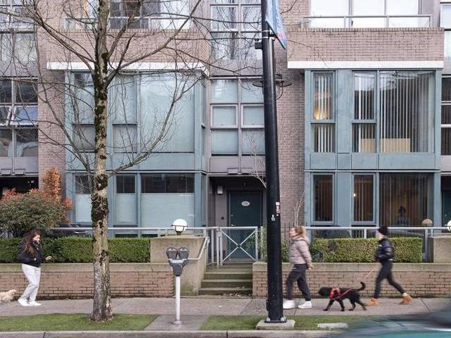 Townhouse for sale in Yaletown Vancouver Vancouver West 1068 Cambie Street 262775727