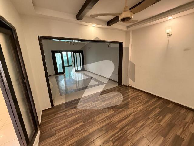 Townhouse | G+1+Rooftop | Prime Location | Hill Park | Wall Boundary Project | Hill Park