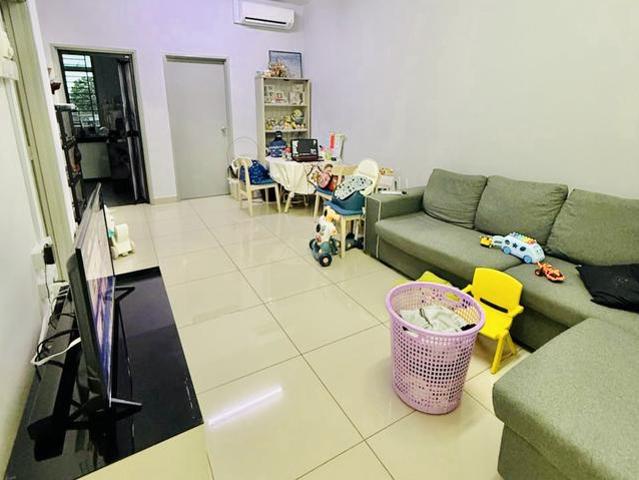 Townhouse Kaseh Heights Taman Semenyih Mewah Partly Furnished Sale
