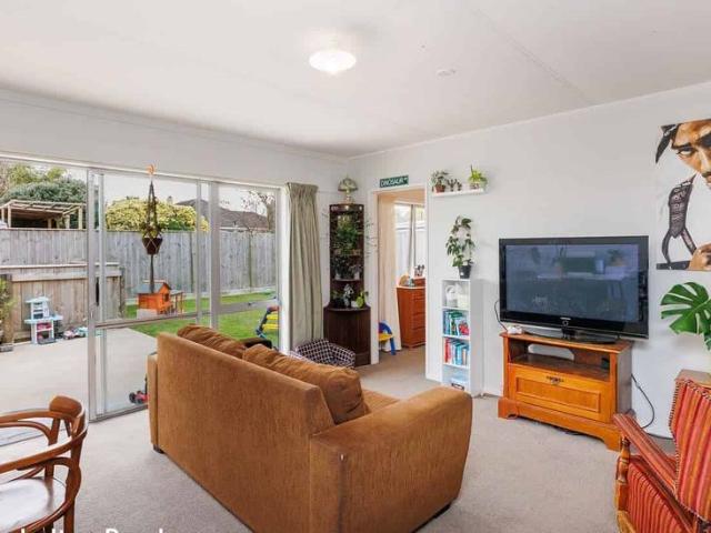Townhouse in Feilding Great Location!