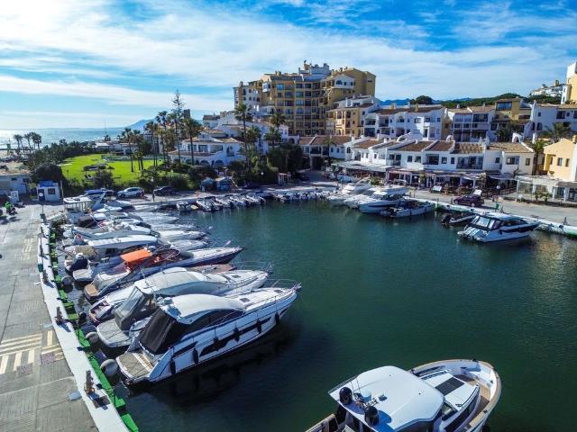 Townhouse in Puerto de Cabopino