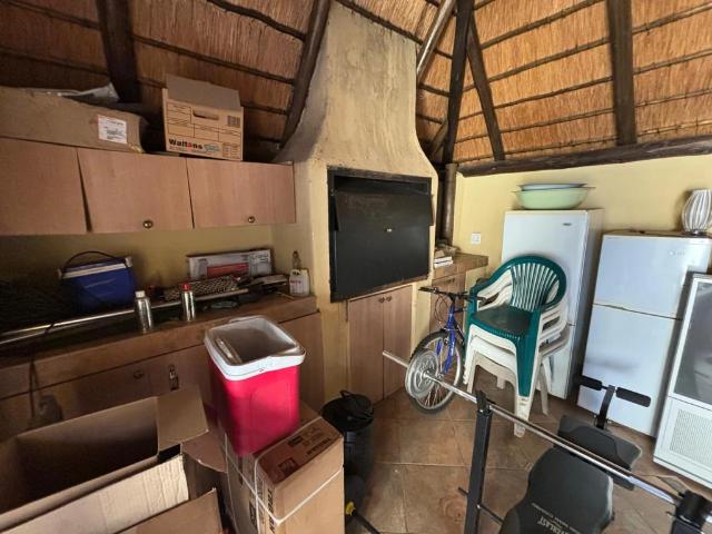 Townhouse in Waterval East For Sale