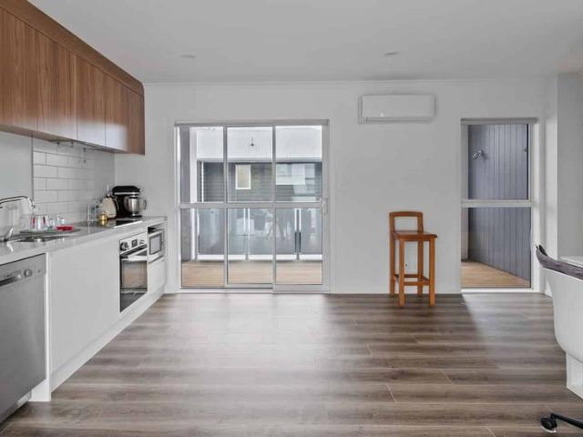 Townhouse in the perfect location!