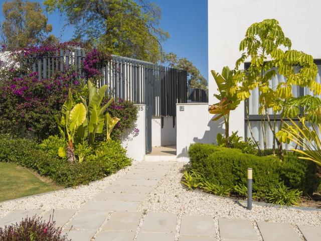 Townhouse · Nueva Andalucía