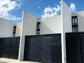 Townhouse sin amueblar, de 2 habitaciones, en Montes de Amé