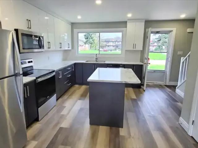 Townhouse St. Catharines ON LS99792681