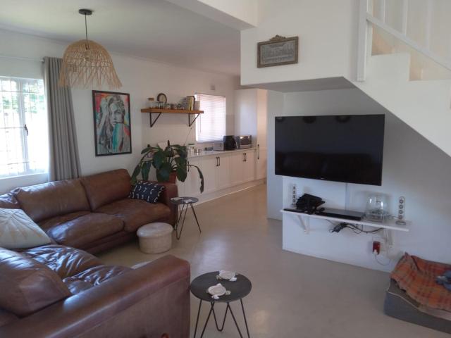 Townhouse Rental Monthly in Somerset Park
