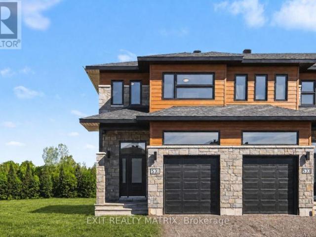 Townhouse Russell ON 102551561