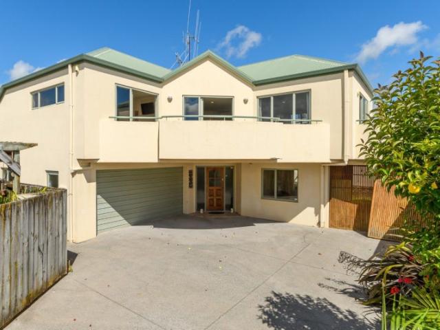 Townhouse with Huge Potential