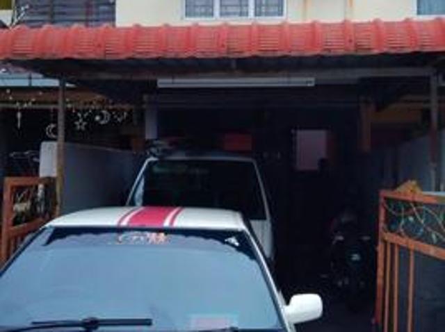 Townhouse Taman Jasmin Senawang