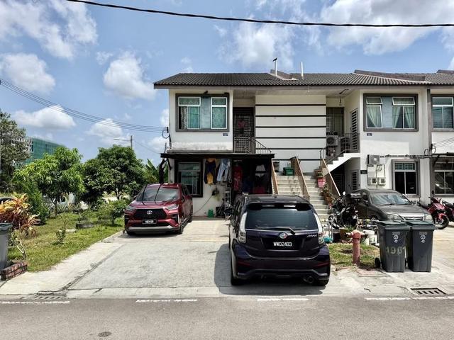 Townhouse Taman Scientex Senai