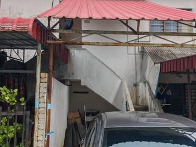 Townhouse Taman Semarak