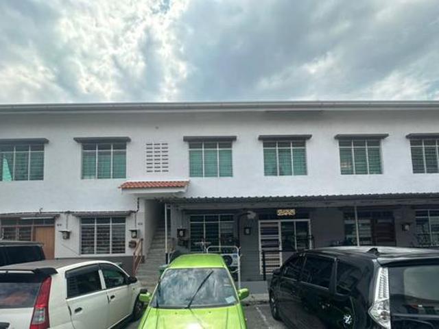 Townhouse Tanjung Minyak Perdana Melaka 22x36 Below Market Value