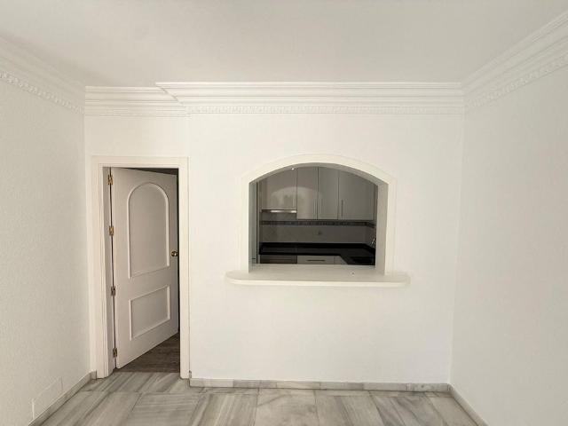 Townhouse · The Golden Mile