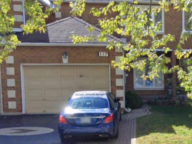 TOWNHOUSE Thornhill For LEASE Bathurst Centre St