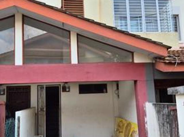 Townhouse Tingkat 2 Cantik Lengkap Berperabot Sedia Untuk Diduduki