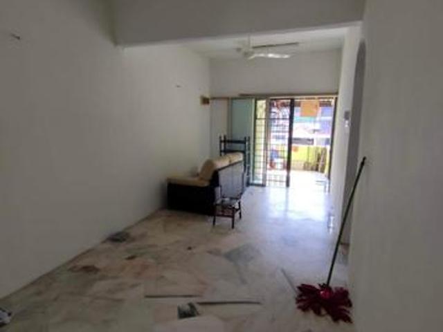 Townhouse upper Taman Bukit Teratai Ampang