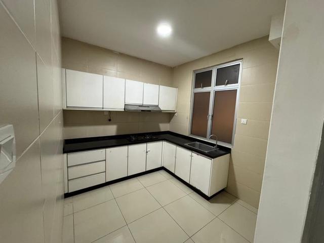 TownhouseNear Dato OnnTaman Adda HeightLow Deposit